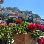 Centaurea With Private Parking Taormina