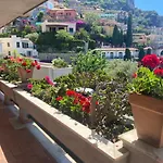 Centaurea With Private Parking Taormina
